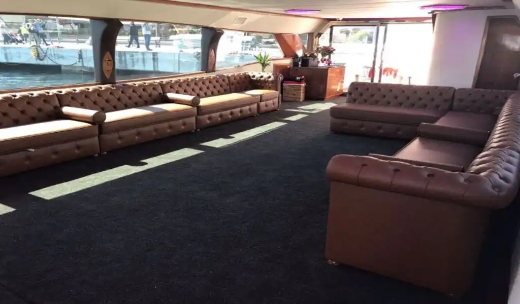 YACHT ROYAL İSTANBUL
